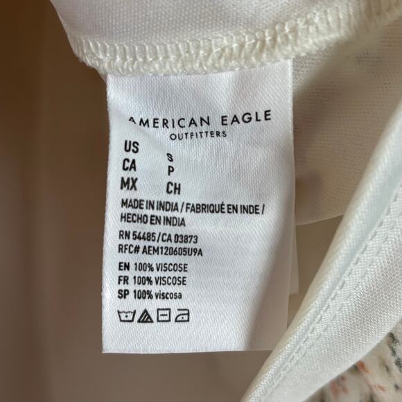 American Eagle Ditsy Floral Smocked Mini Skirt NWT Size Small - Picture 4 of 4